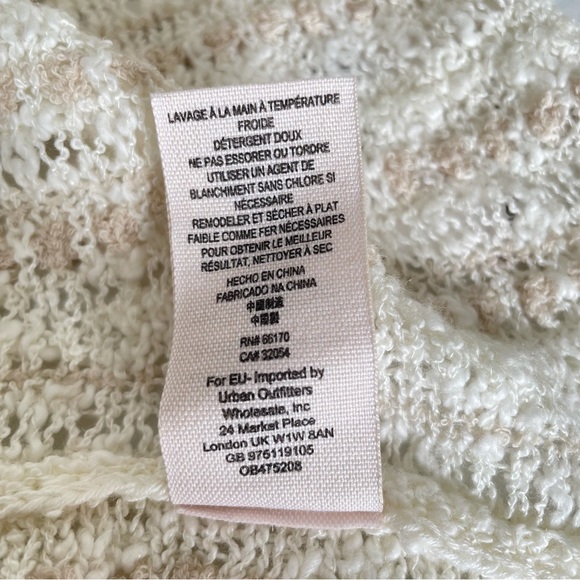 Free People Blackbird Macrame Open Knit Boho Blouse Ivory Combo XS NWT - Picture 10 of 11